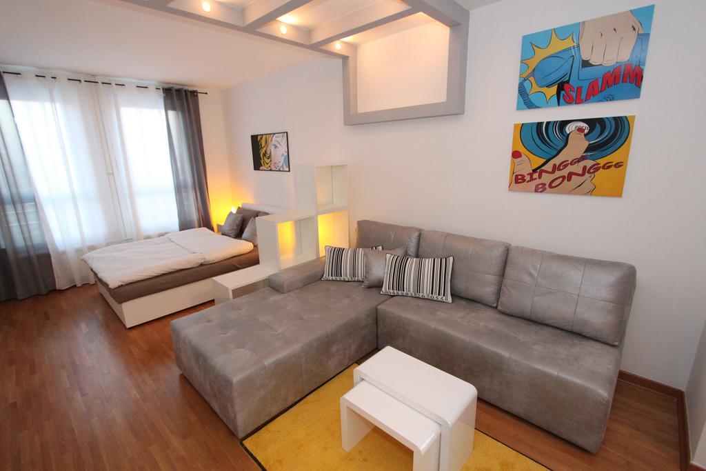New Belgrade Apartment Neven, Parking 5 Evra Dan Экстерьер фото